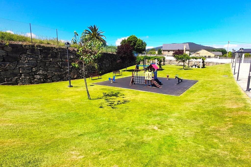 Apartamento Playa Foz Con Jardin Y Piscina Exterior foto